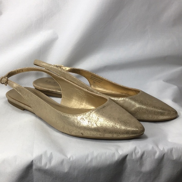Loft Women’s Gold Flats with Straps Size 9 GREAT Condition - Picture 2 of 10